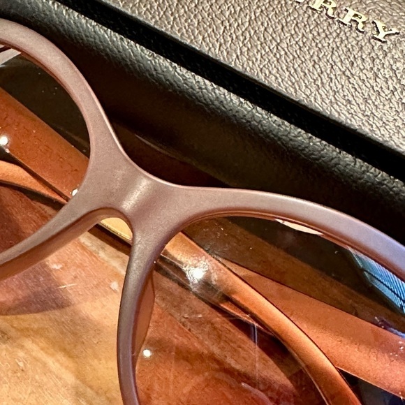 Burberry Cat Eye Sunglasses BE4220 - Picture 3 of 7